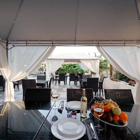 Sunrise Garden Hotel 3* Gagra Eksteriør billede